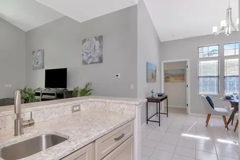 889 Crestridge Circle Tarpon Springs FL 34688
