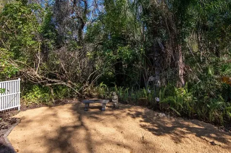 889 Crestridge Circle Tarpon Springs FL 34688