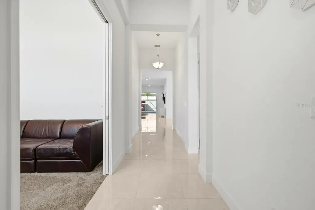 6200 W Fallsgrove Lane Port Orange FL 32128