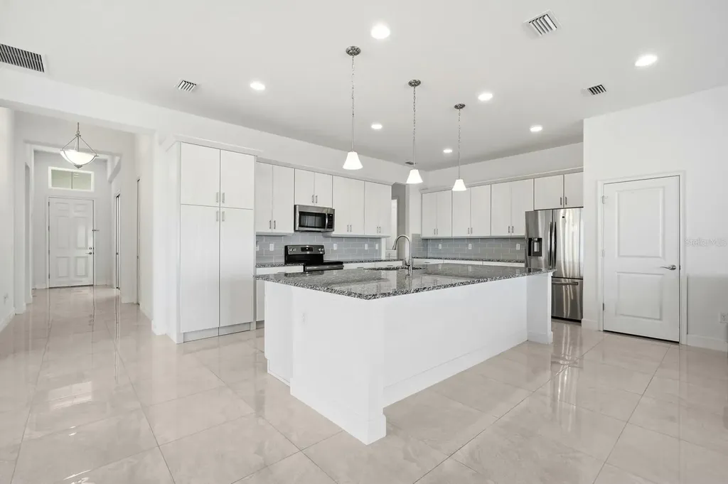 6200 W Fallsgrove Lane Port Orange FL 32128