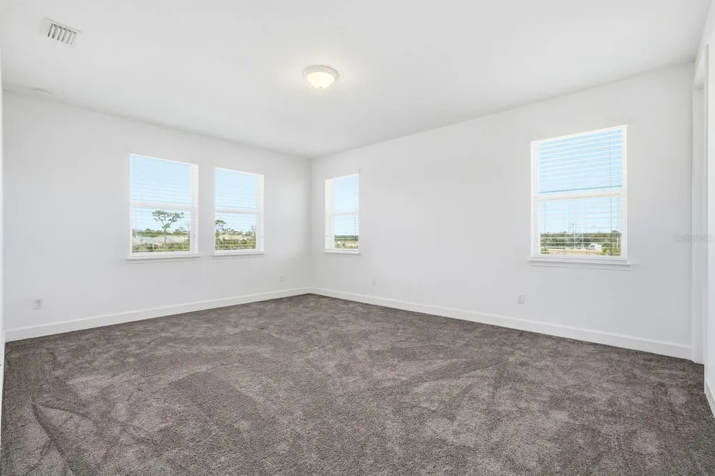 6200 W Fallsgrove Lane Port Orange FL 32128
