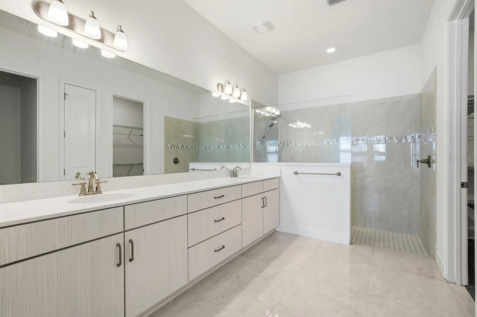 6200 W Fallsgrove Lane Port Orange FL 32128