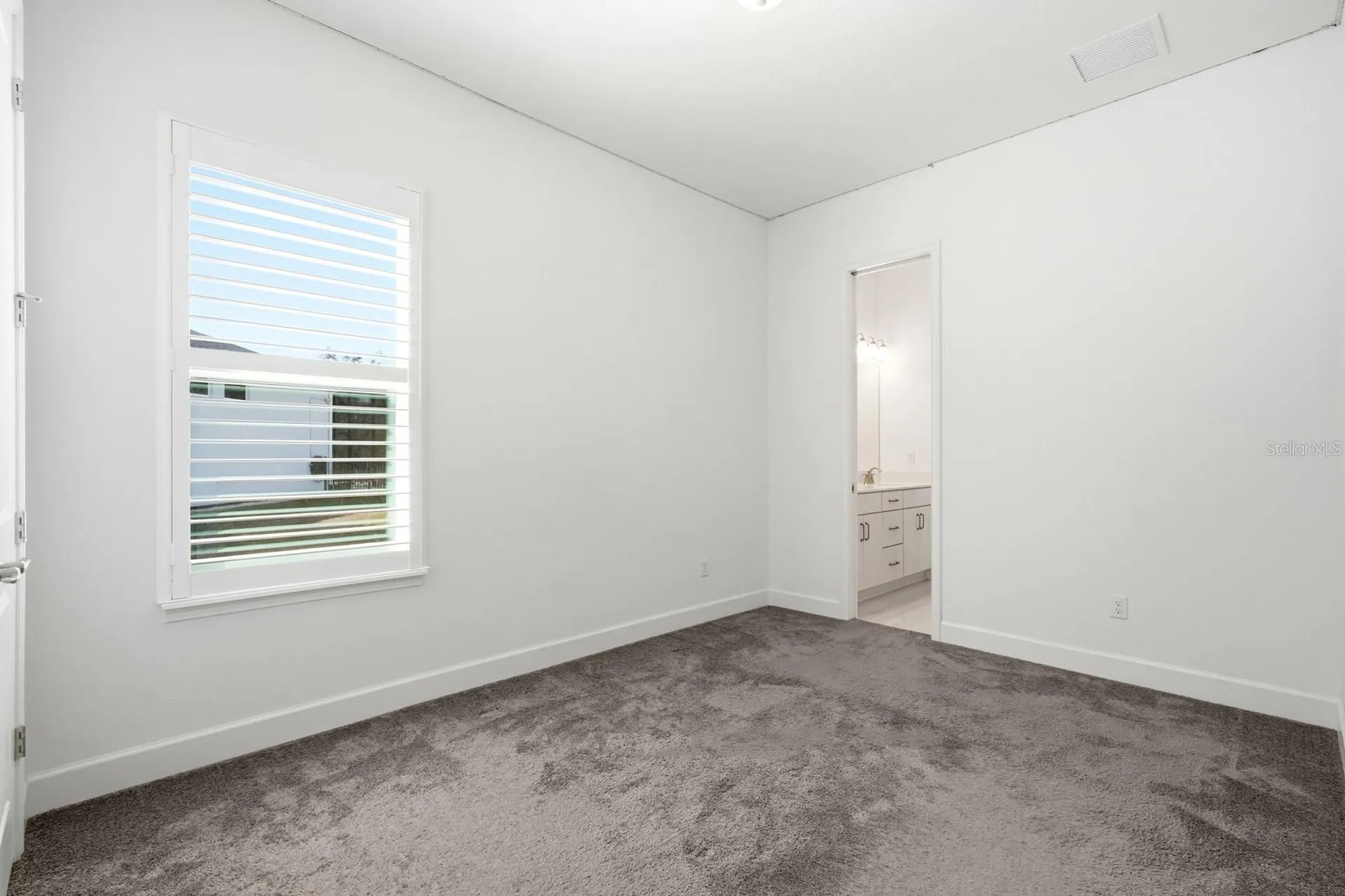 6200 W Fallsgrove Lane Port Orange FL 32128