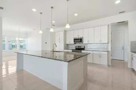 6200 W Fallsgrove Lane Port Orange FL 32128