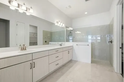 6200 W Fallsgrove Lane Port Orange FL 32128