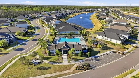 6200 W Fallsgrove Lane Port Orange FL 32128