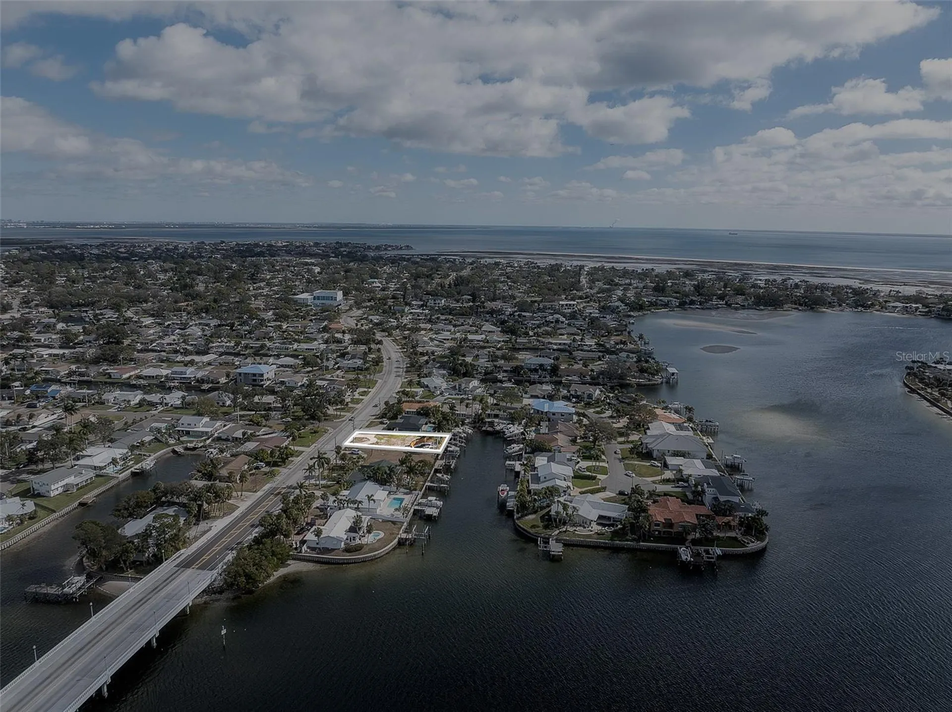 1336 40th Avenue NE St Petersburg FL 33703