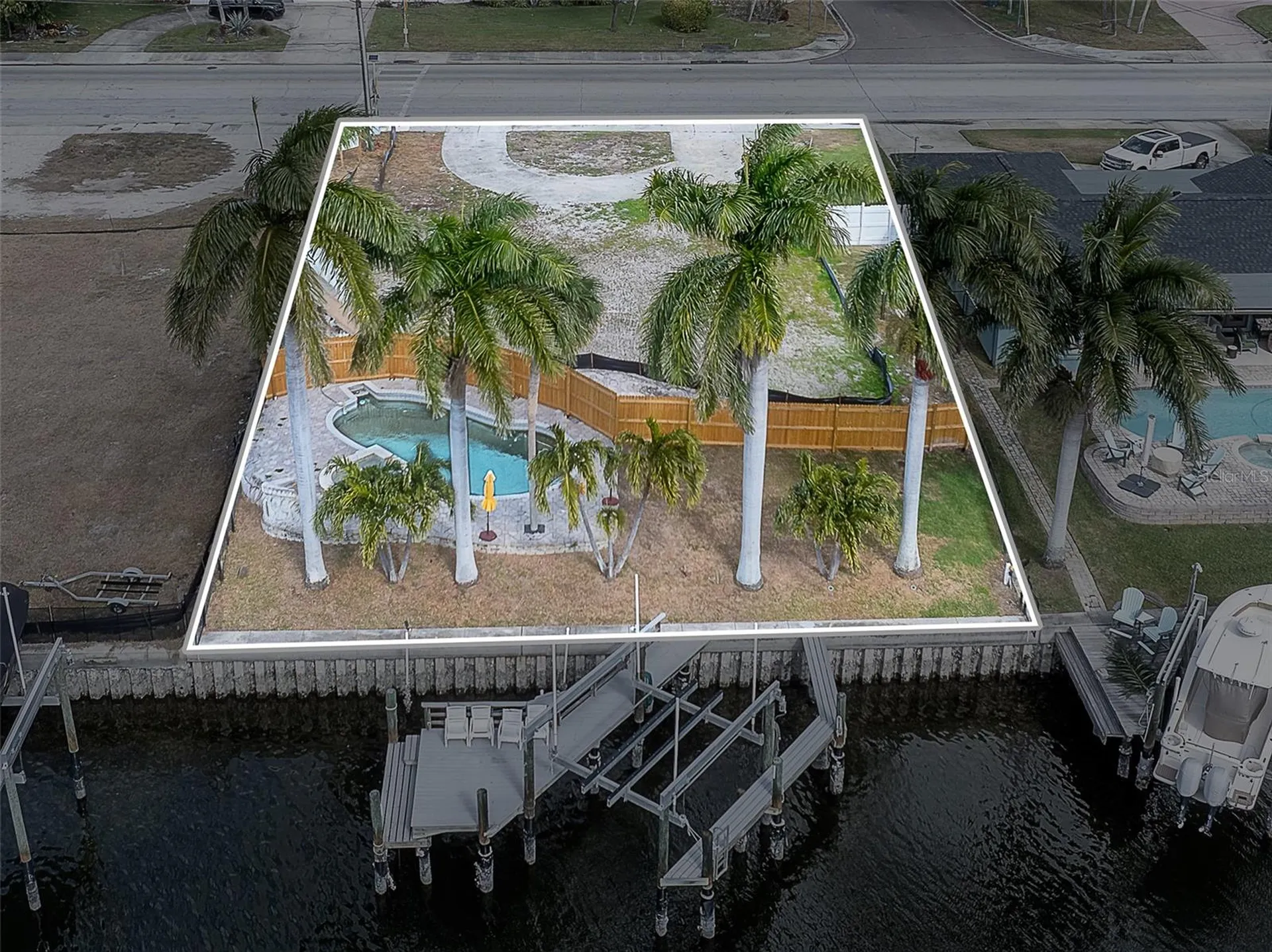 1336 40th Avenue NE St Petersburg FL 33703