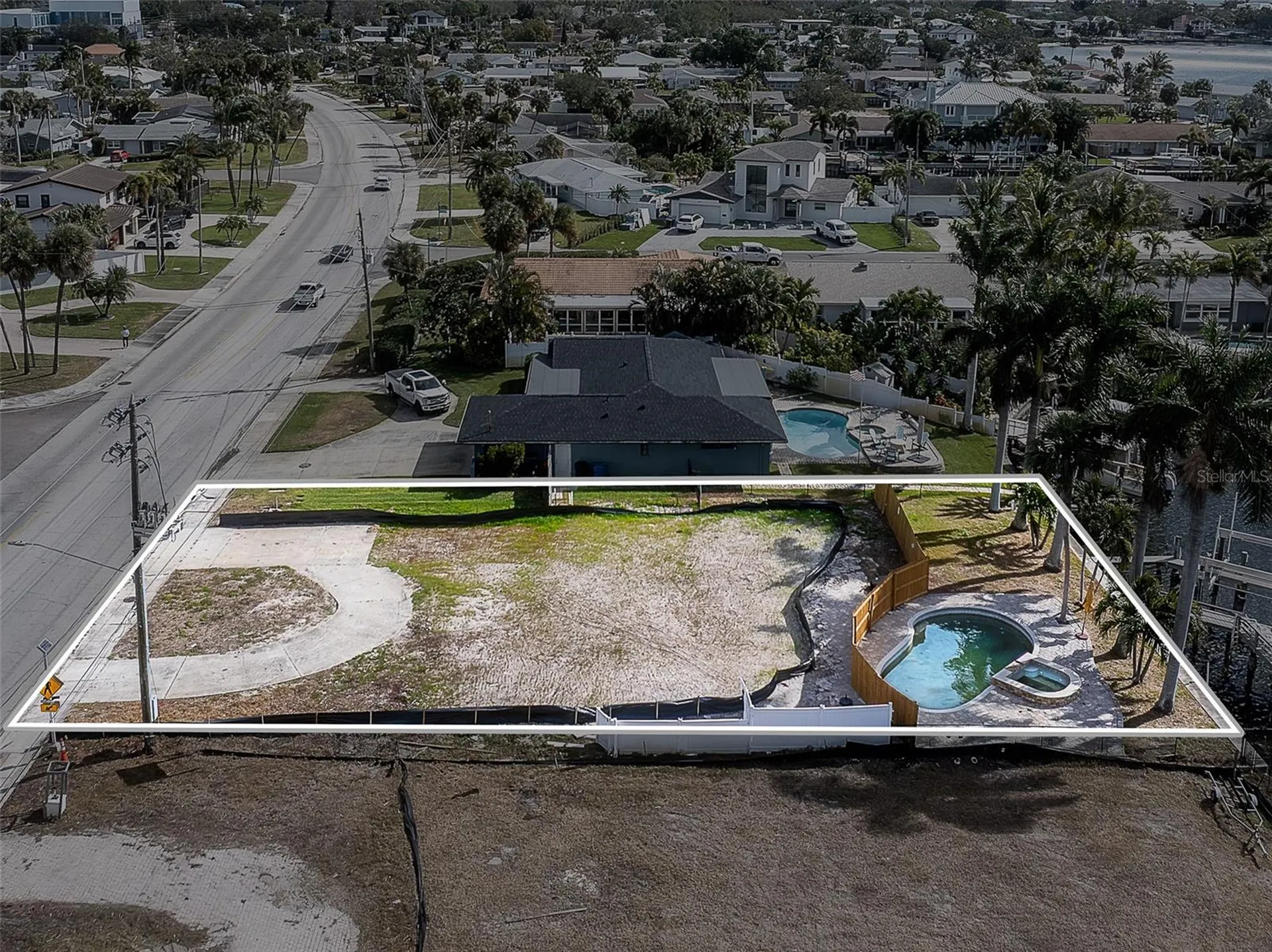 1336 40th Avenue NE St Petersburg FL 33703