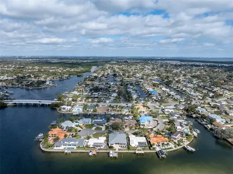 1336 40th Avenue NE St Petersburg FL 33703
