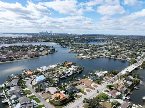1336 40th Avenue NE St Petersburg FL 33703