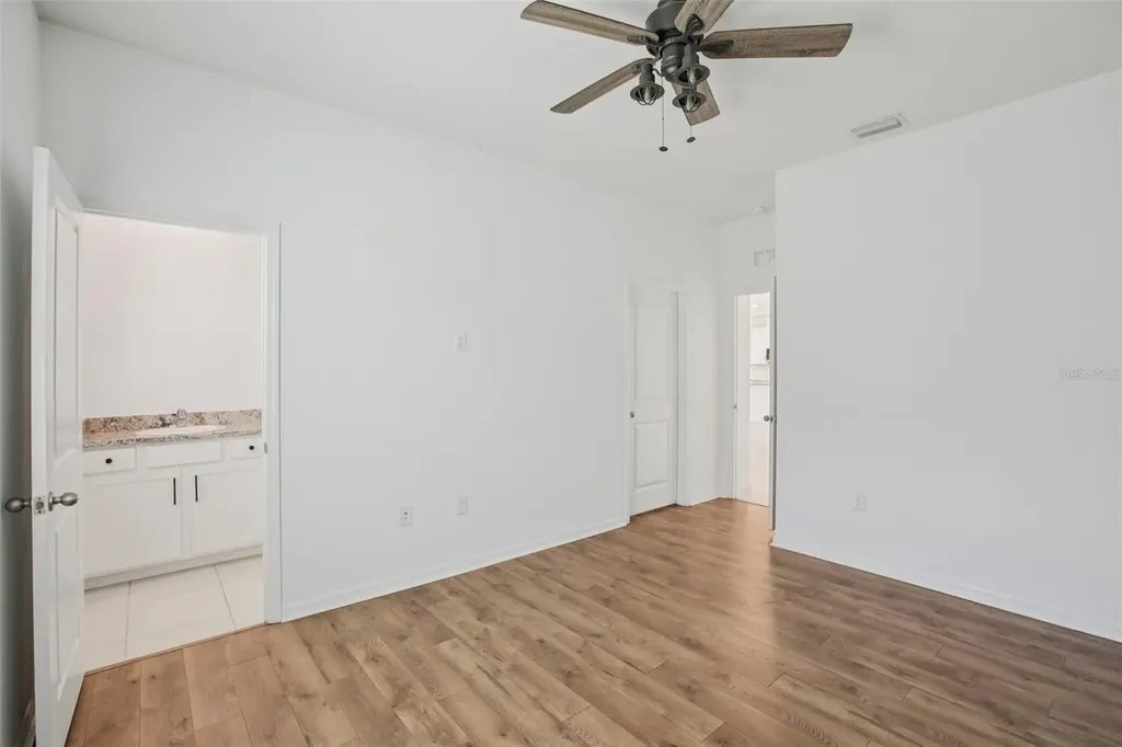 10747 Laxer Cay Loop San Antonio FL 33576