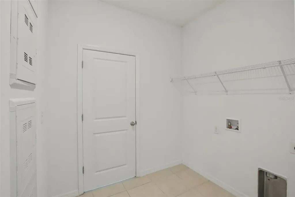 10747 Laxer Cay Loop San Antonio FL 33576