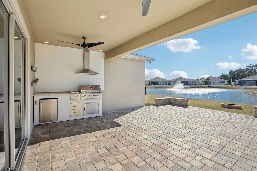 10747 Laxer Cay Loop San Antonio FL 33576