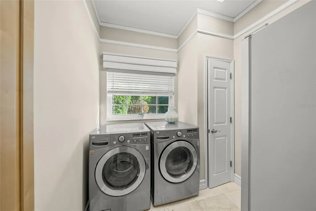 8890 Misty Creek Drive Sarasota FL 34241