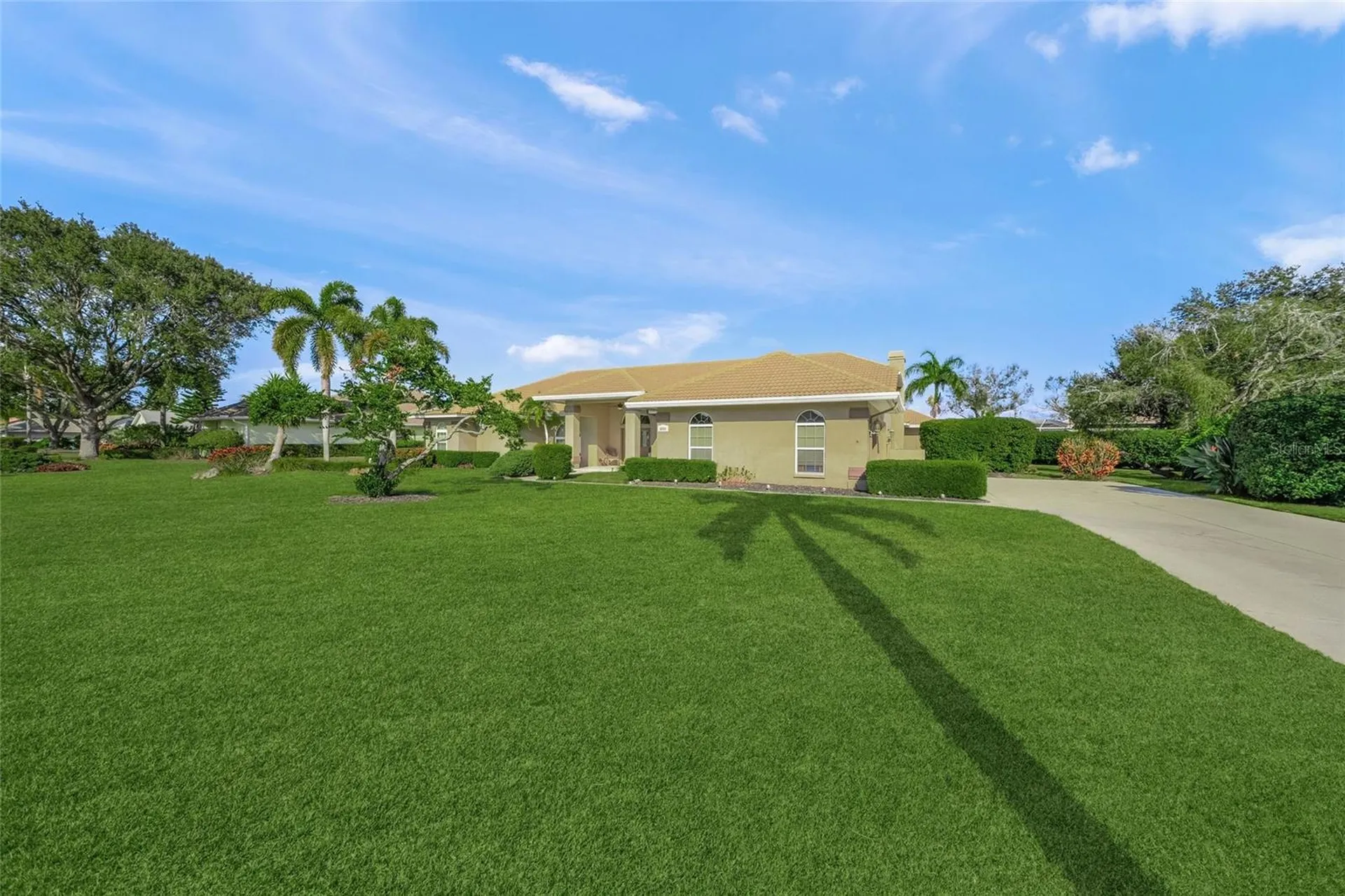 8890 Misty Creek Drive Sarasota FL 34241