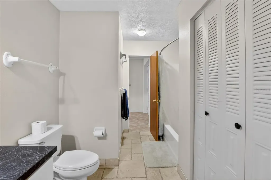 2725 W Charing Road Avon Park FL 33825