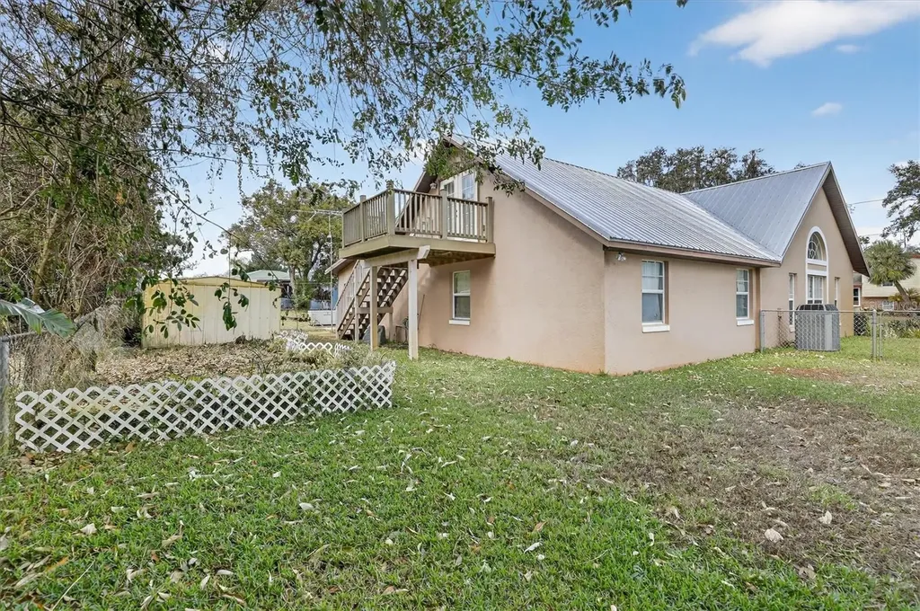 2725 W Charing Road Avon Park FL 33825