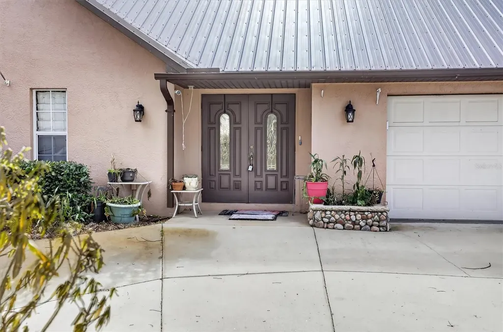 2725 W Charing Road Avon Park FL 33825