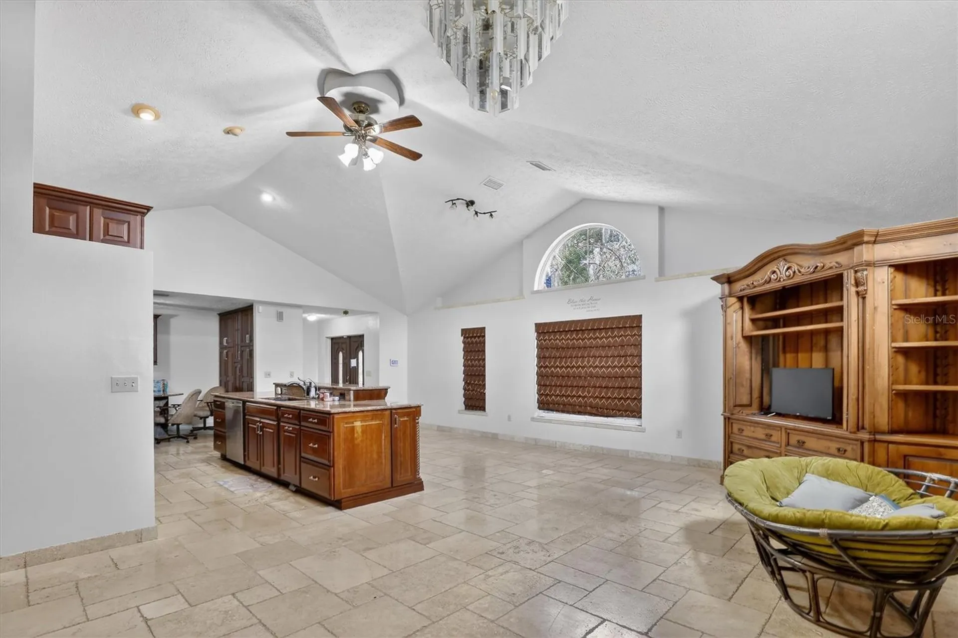 2725 W Charing Road Avon Park FL 33825