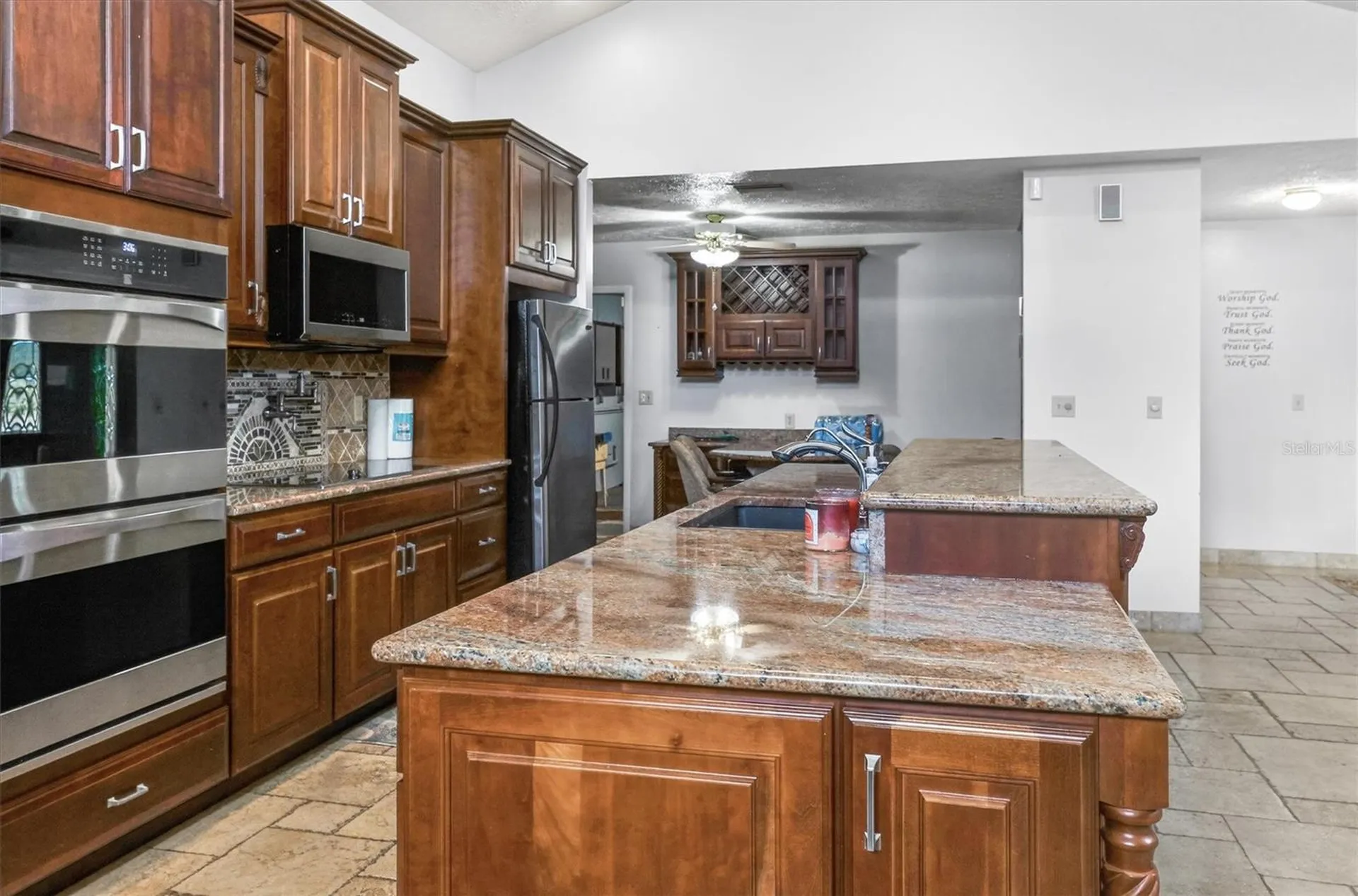2725 W Charing Road Avon Park FL 33825