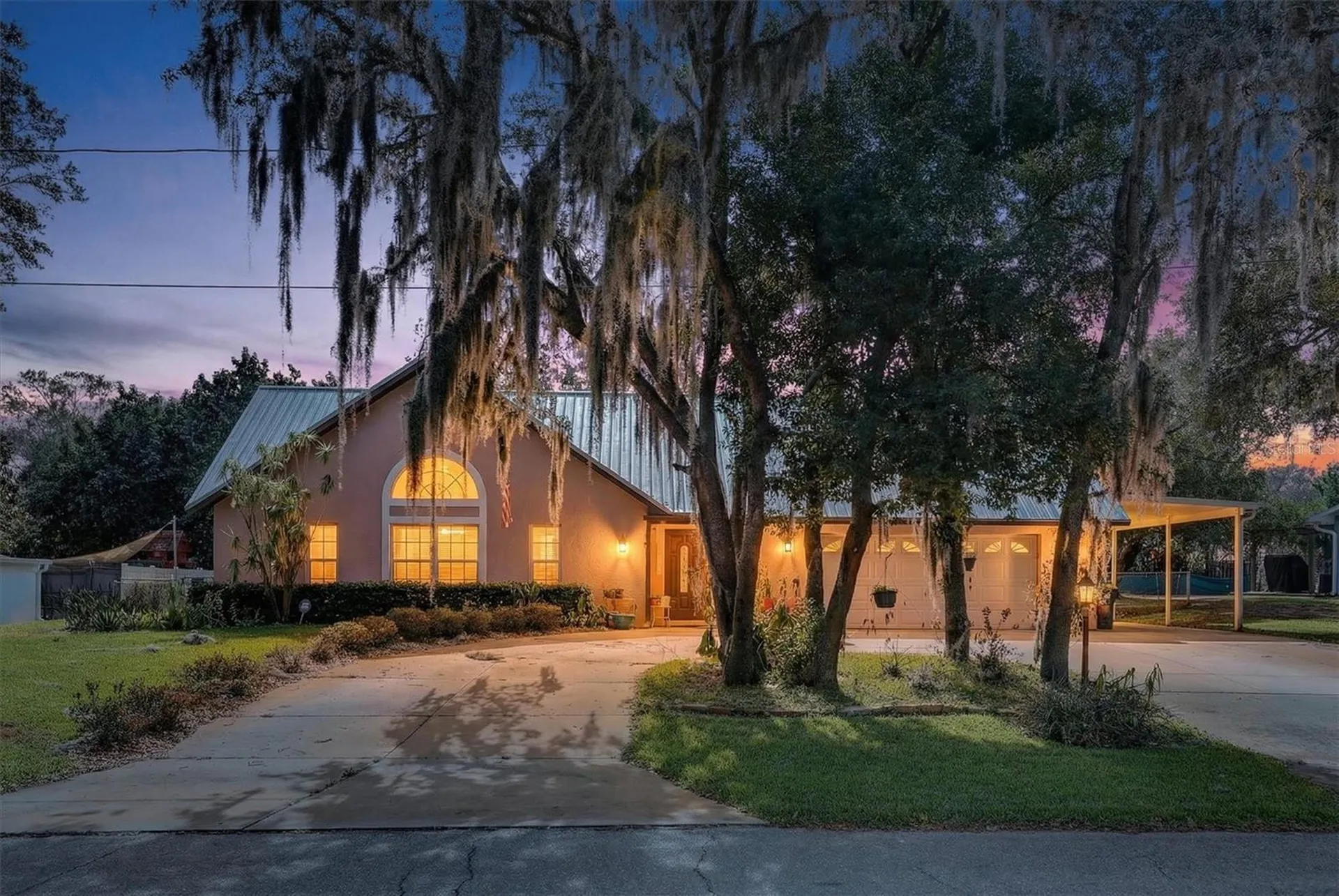 2725 W Charing Road Avon Park FL 33825