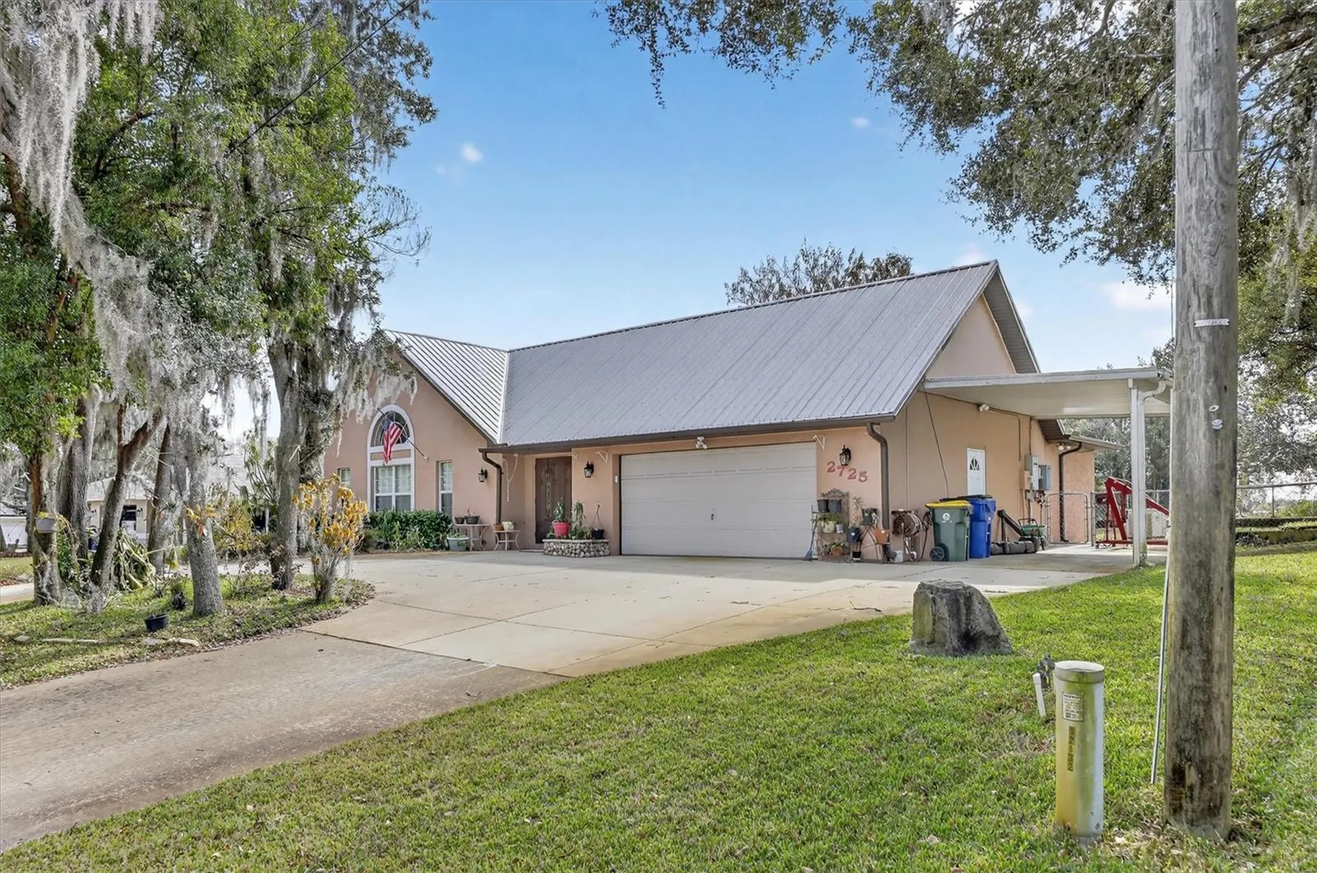 2725 W Charing Road Avon Park FL 33825