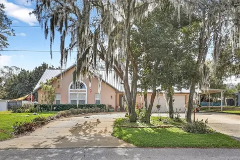 2725 W Charing Road Avon Park FL 33825