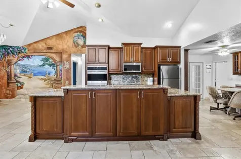 2725 W Charing Road Avon Park FL 33825