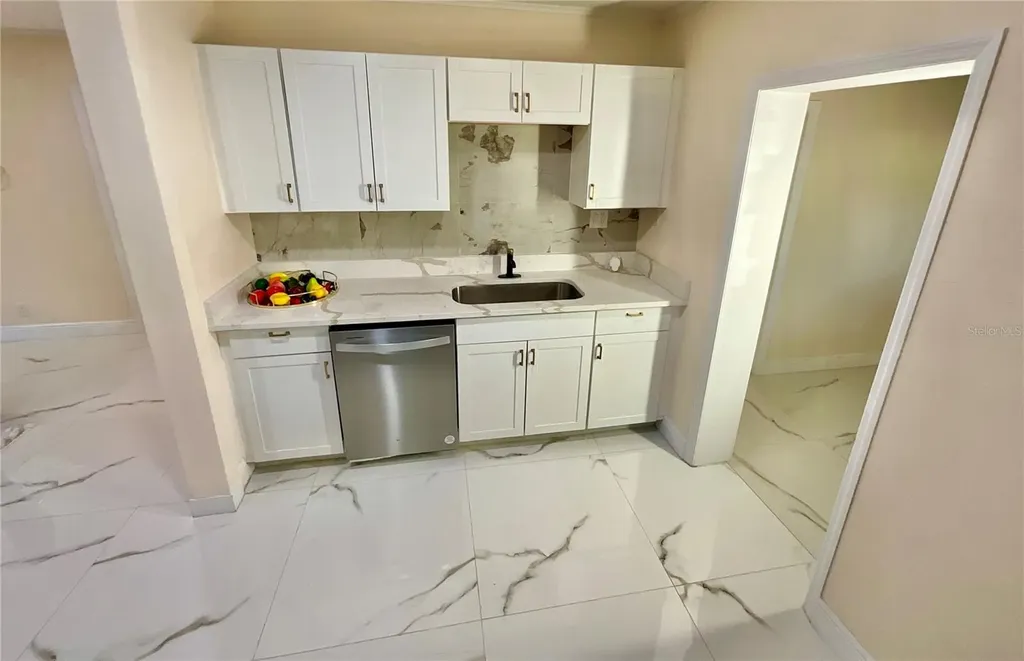 111 2nd Street Melrose FL 32666