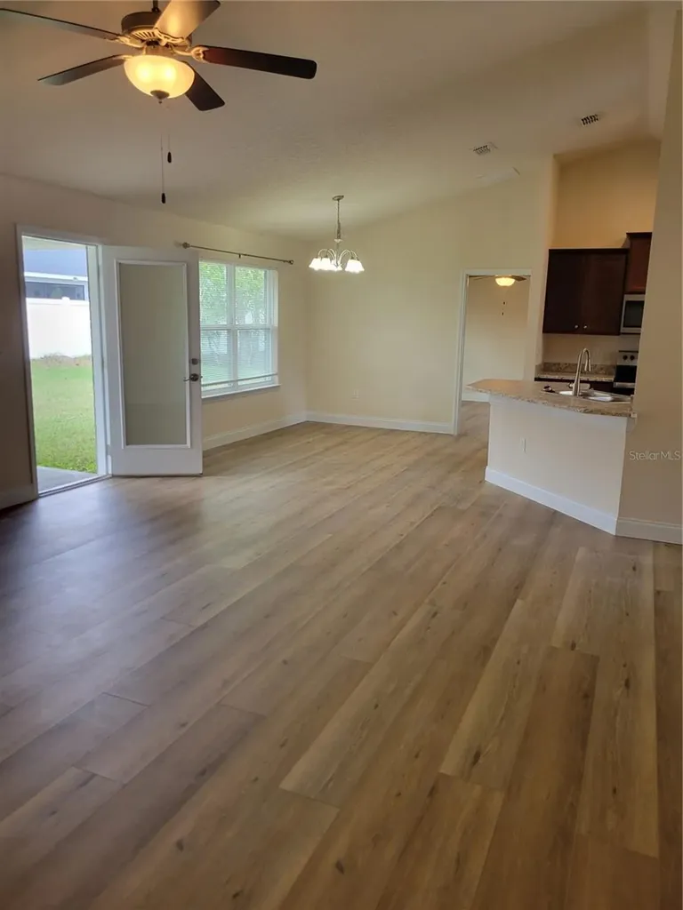 25 Lindberg Lane Palm Coast FL 32137