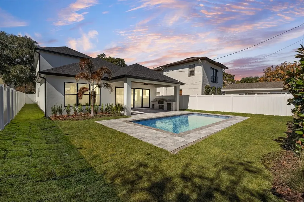 3303 Helen Avenue Orlando FL 32804