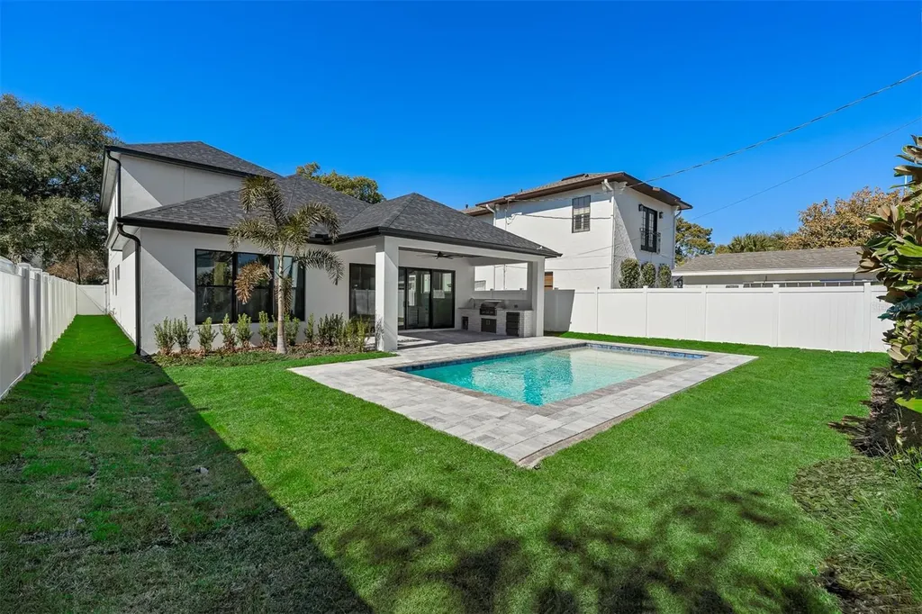 3303 Helen Avenue Orlando FL 32804