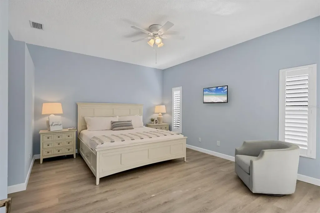 5956 Rachele Drive Sarasota FL 34243