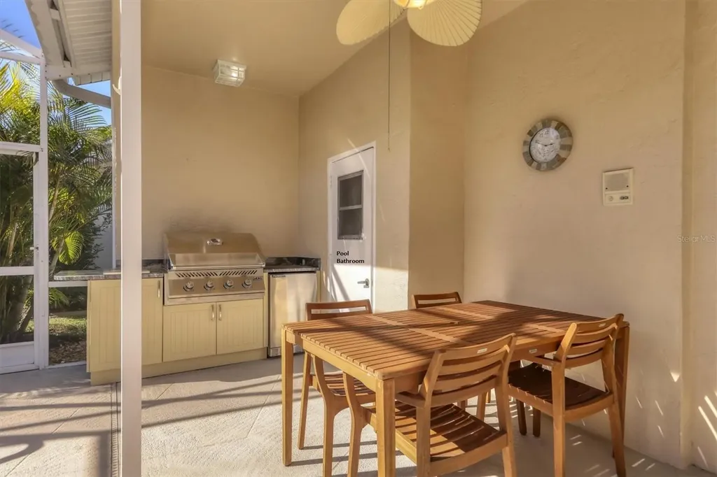 5956 Rachele Drive Sarasota FL 34243