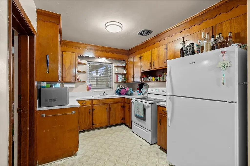 117 4th Jpv Street Winter Haven FL 33880