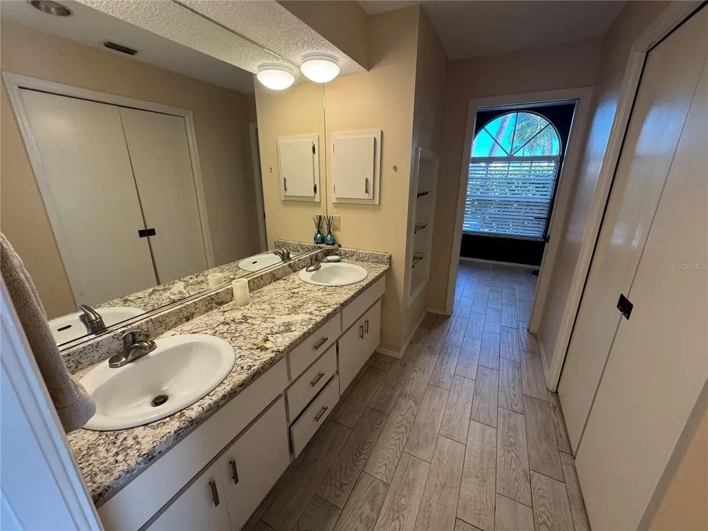 549 Warwick Lane Venice FL 34293