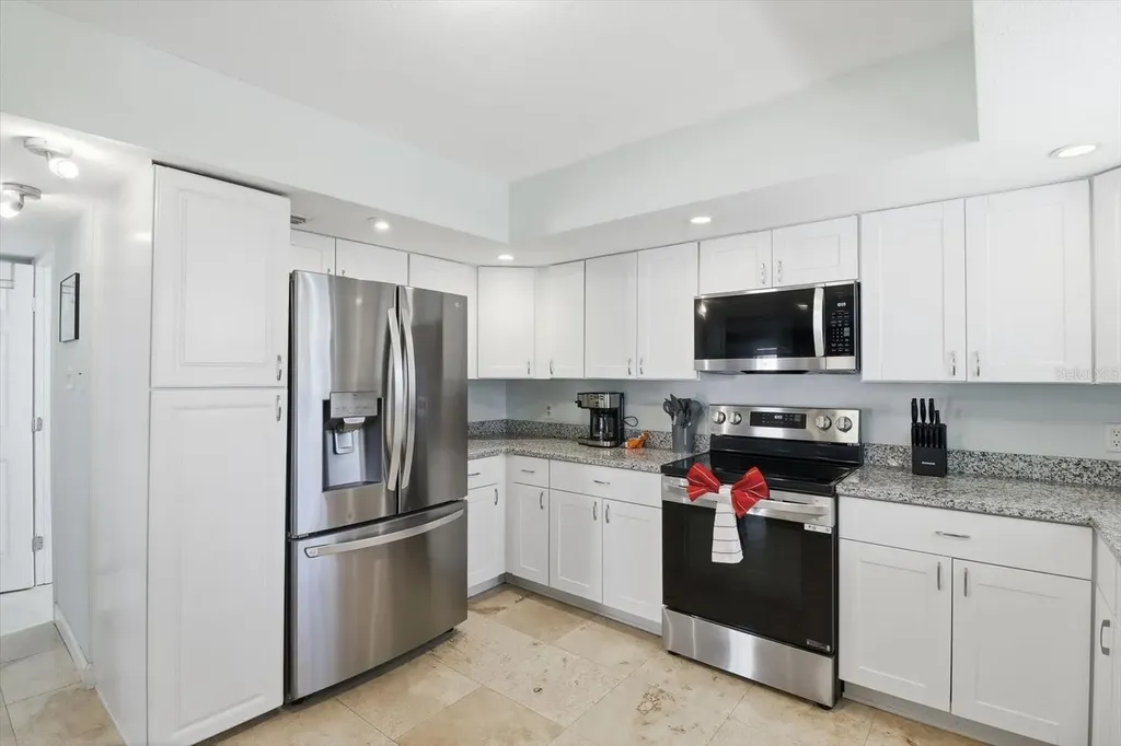 3644 N Hiawatha Terrace Crystal River FL 34428