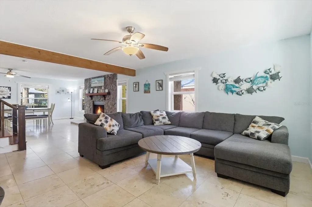 3644 N Hiawatha Terrace Crystal River FL 34428