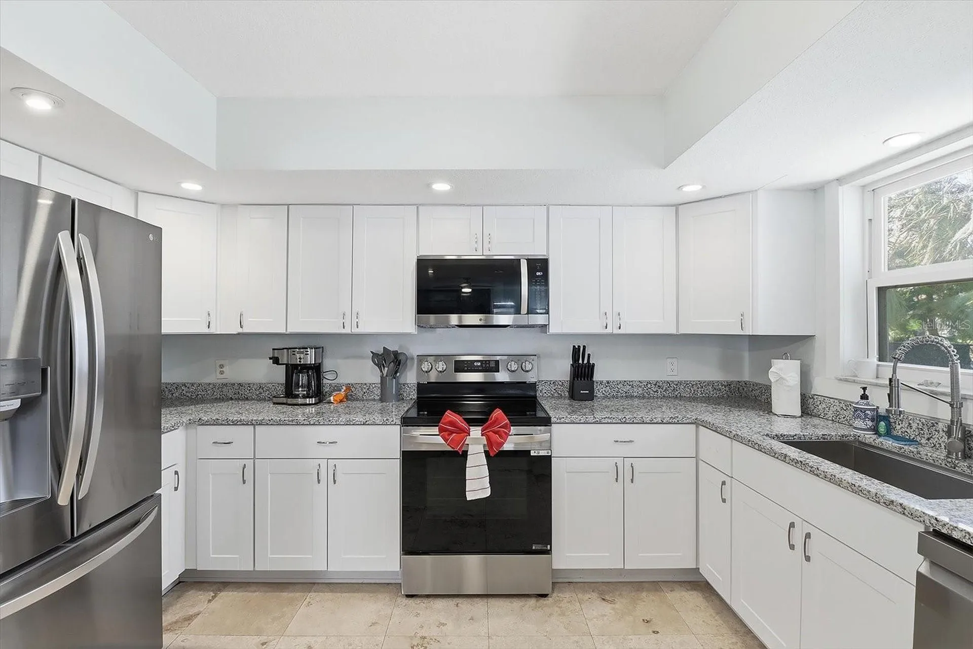3644 N Hiawatha Terrace Crystal River FL 34428