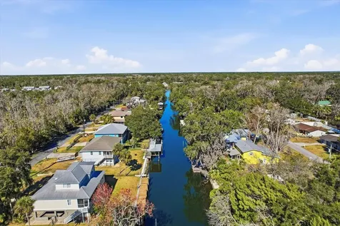 3644 N Hiawatha Terrace Crystal River FL 34428