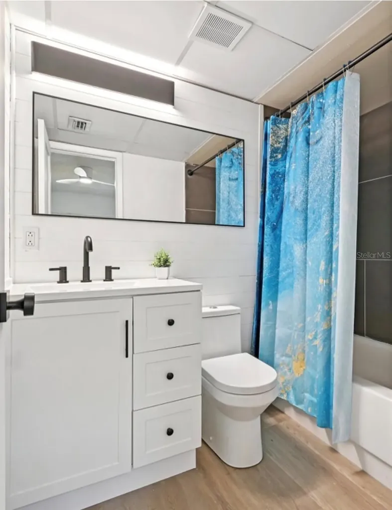 2727 75th Street W Bradenton FL 34209