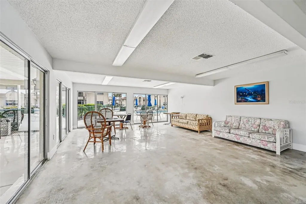 2727 75th Street W Bradenton FL 34209