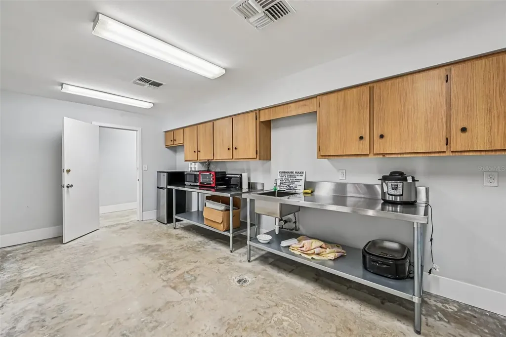 2727 75th Street W Bradenton FL 34209