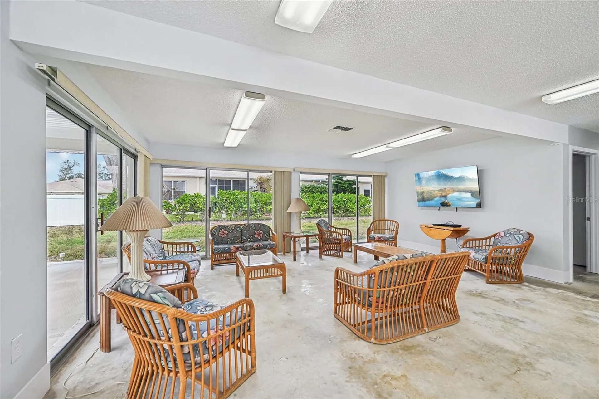 2727 75th Street W Bradenton FL 34209