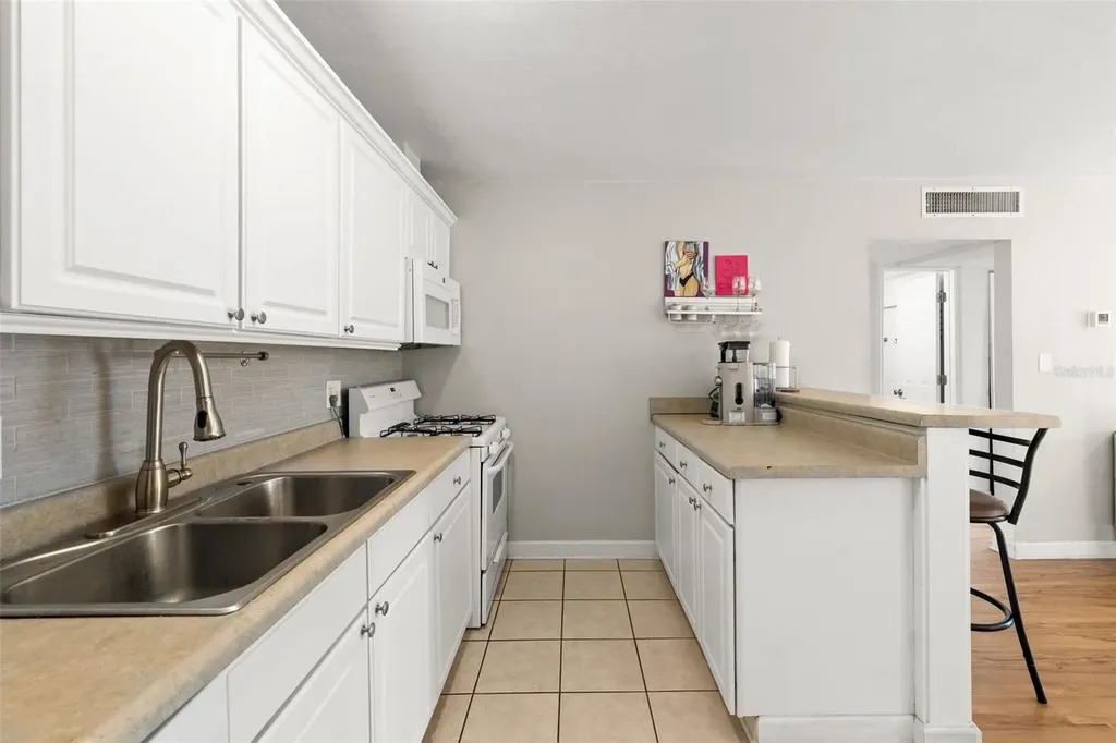 1700 SW 16th Court Gainesville FL 32608