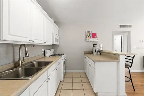 1700 SW 16th Court Gainesville FL 32608