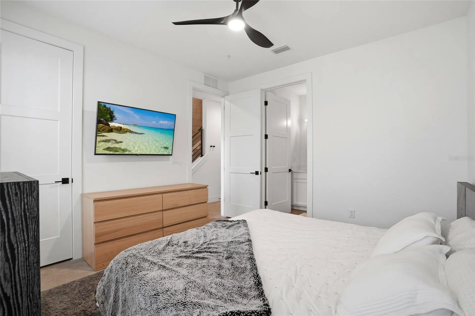 2736 5th Avenue S St Petersburg FL 33712
