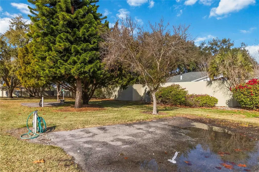 525 Conway Road Orlando FL 32807