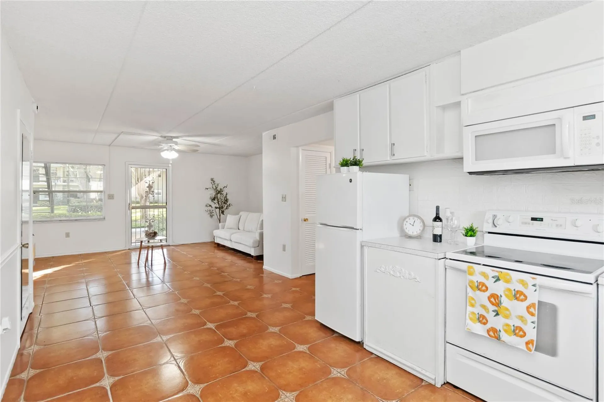 525 Conway Road Orlando FL 32807